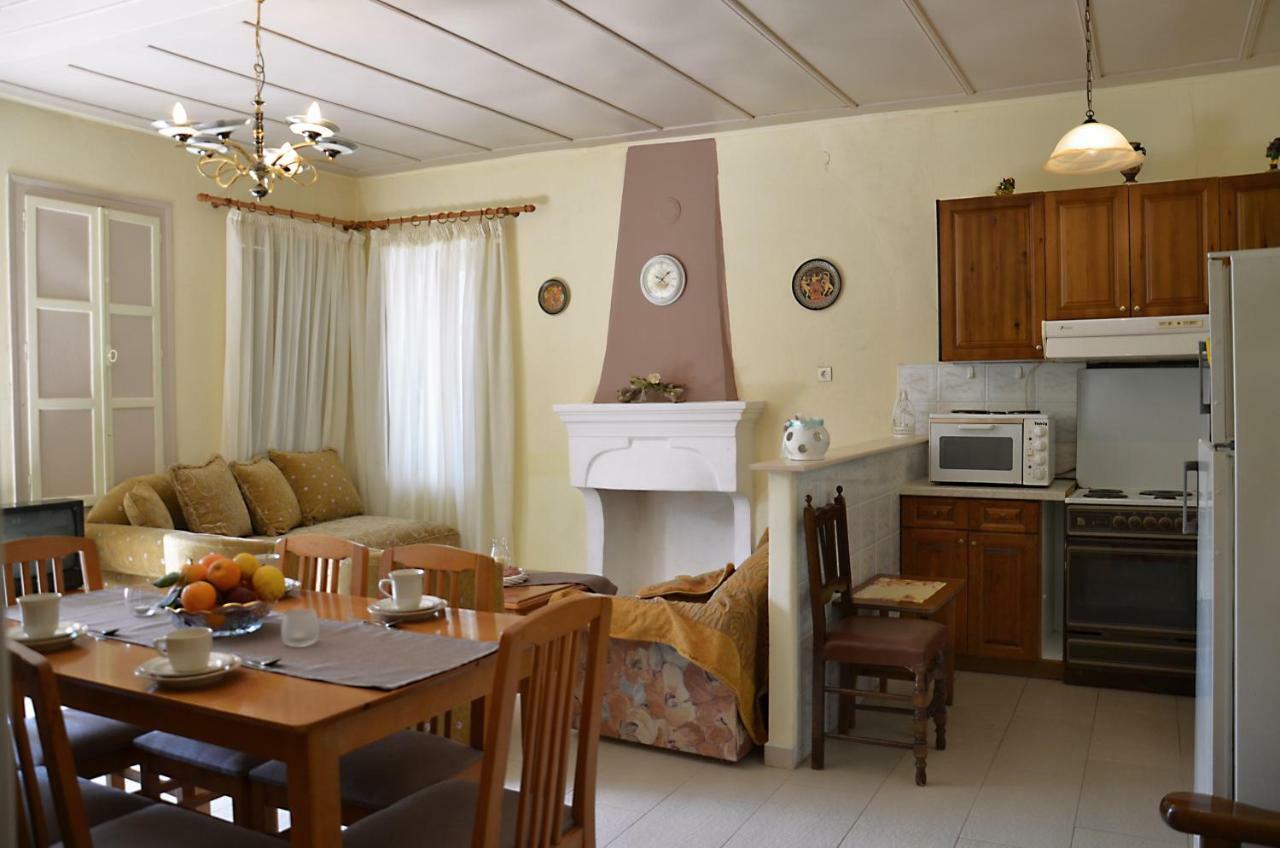 Stam House Villa Leonídion Екстериор снимка